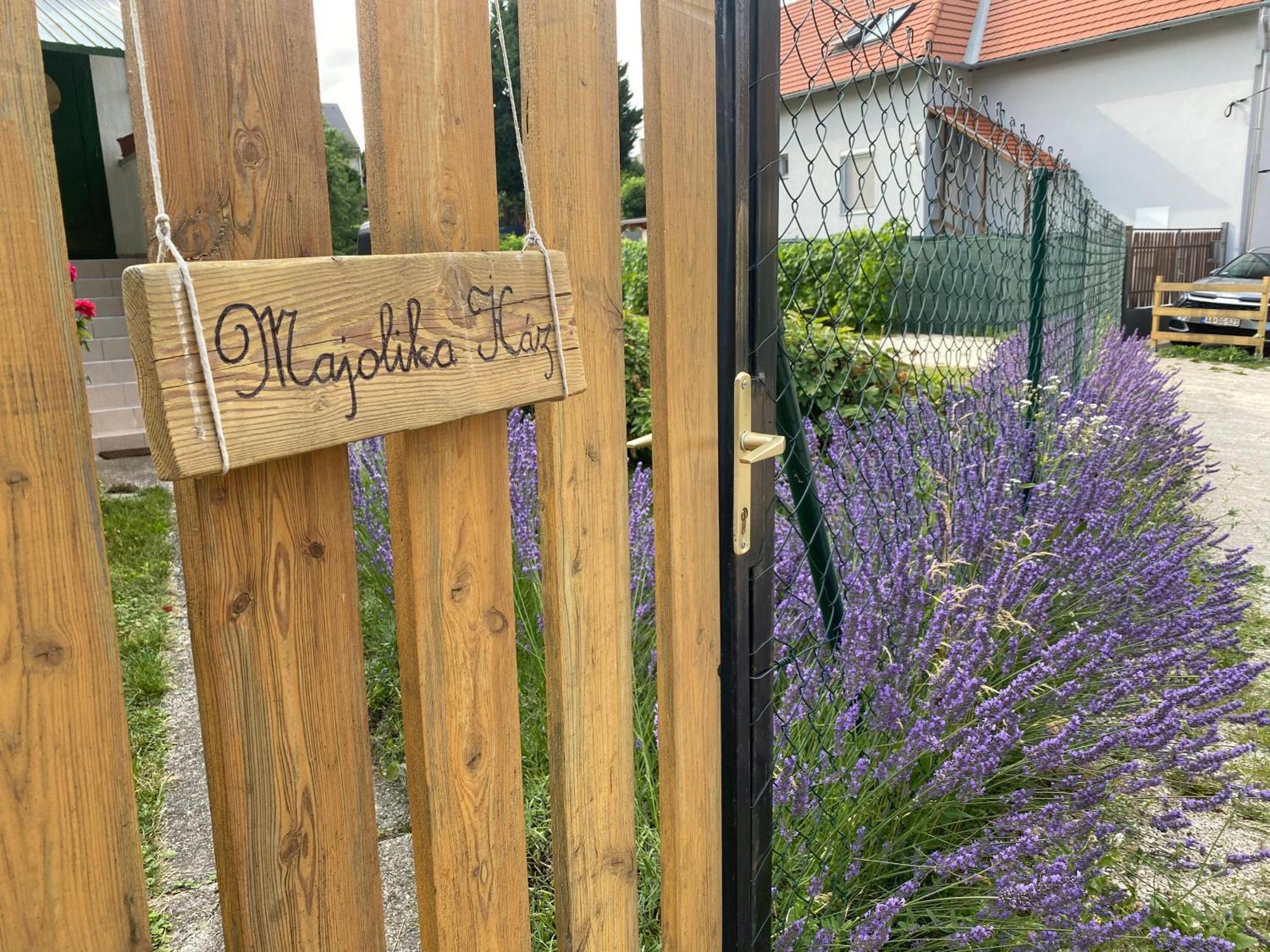 Majolika Haz Apartment Sopron Exterior foto